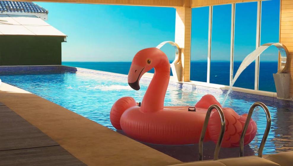 Mandarin Palace Hotel & Spa Tanger Zewnętrze zdjęcie A flamingo float