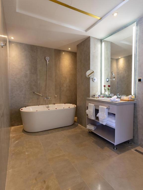 Mandarin Palace Hotel & Spa Tanger Zewnętrze zdjęcie