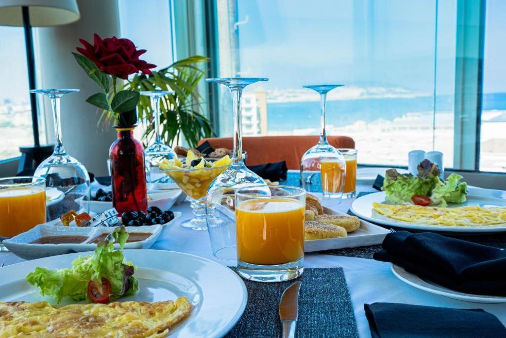 Mandarin Palace Hotel & Spa Tanger Zewnętrze zdjęcie A breakfast table